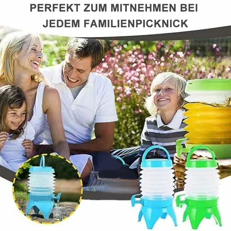 Collapsible water container with faucet