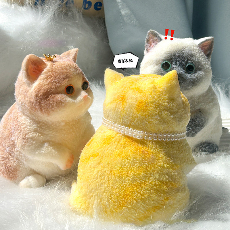 Best Gift Cute and soft cat-shaped toy