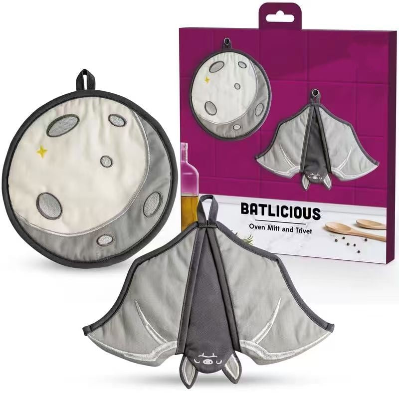 Batlicious Oven Mitts & Pot Holders Set