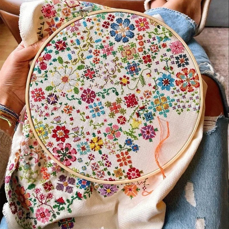 Bloom a Day Cross Stitch Set