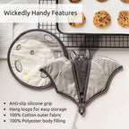 Batlicious Oven Mitts & Pot Holders Set