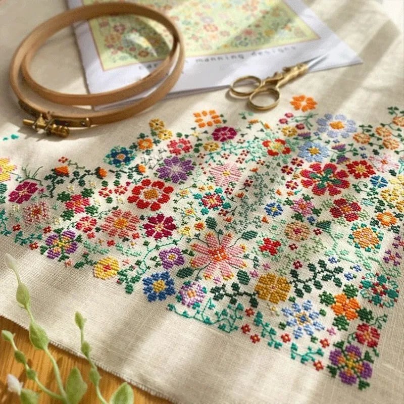 Bloom a Day Cross Stitch Set