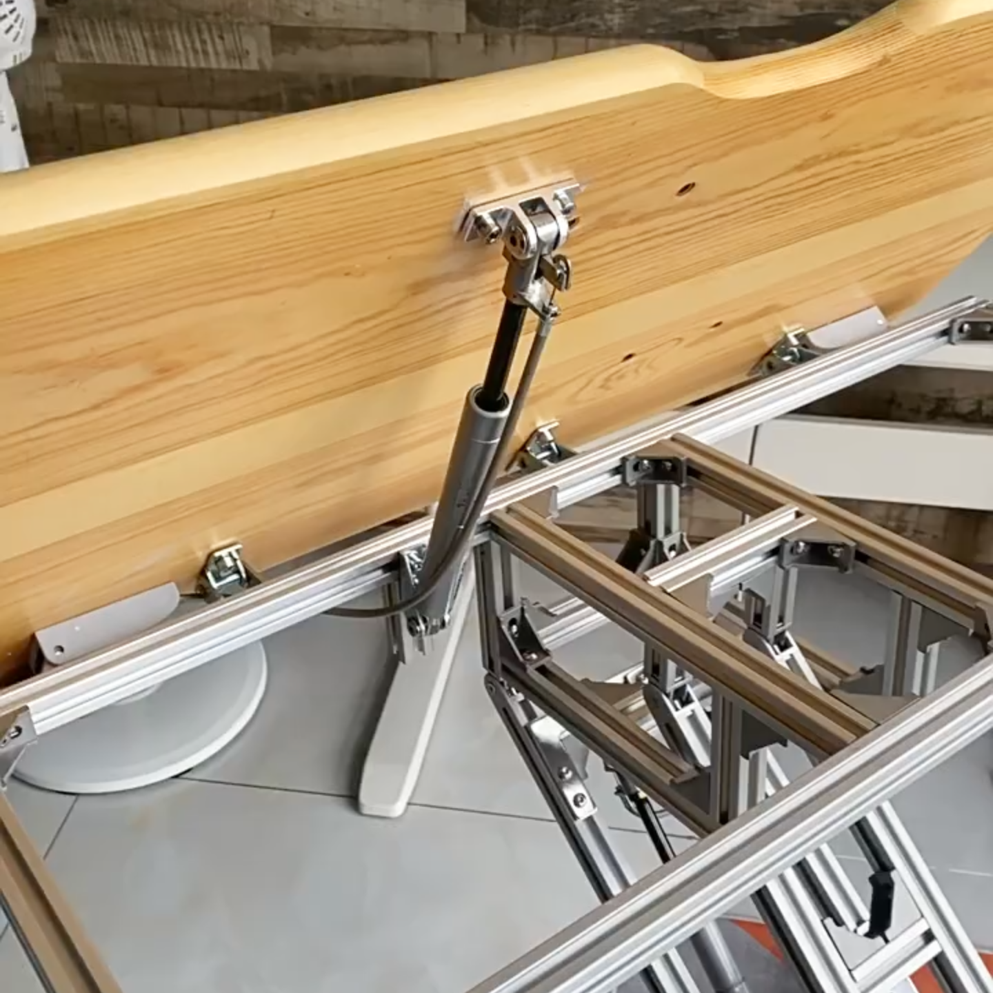 Hydraulic Gas Struts And Damping Rods Can Be Used For DIY Furniture, Tables, And Chairs