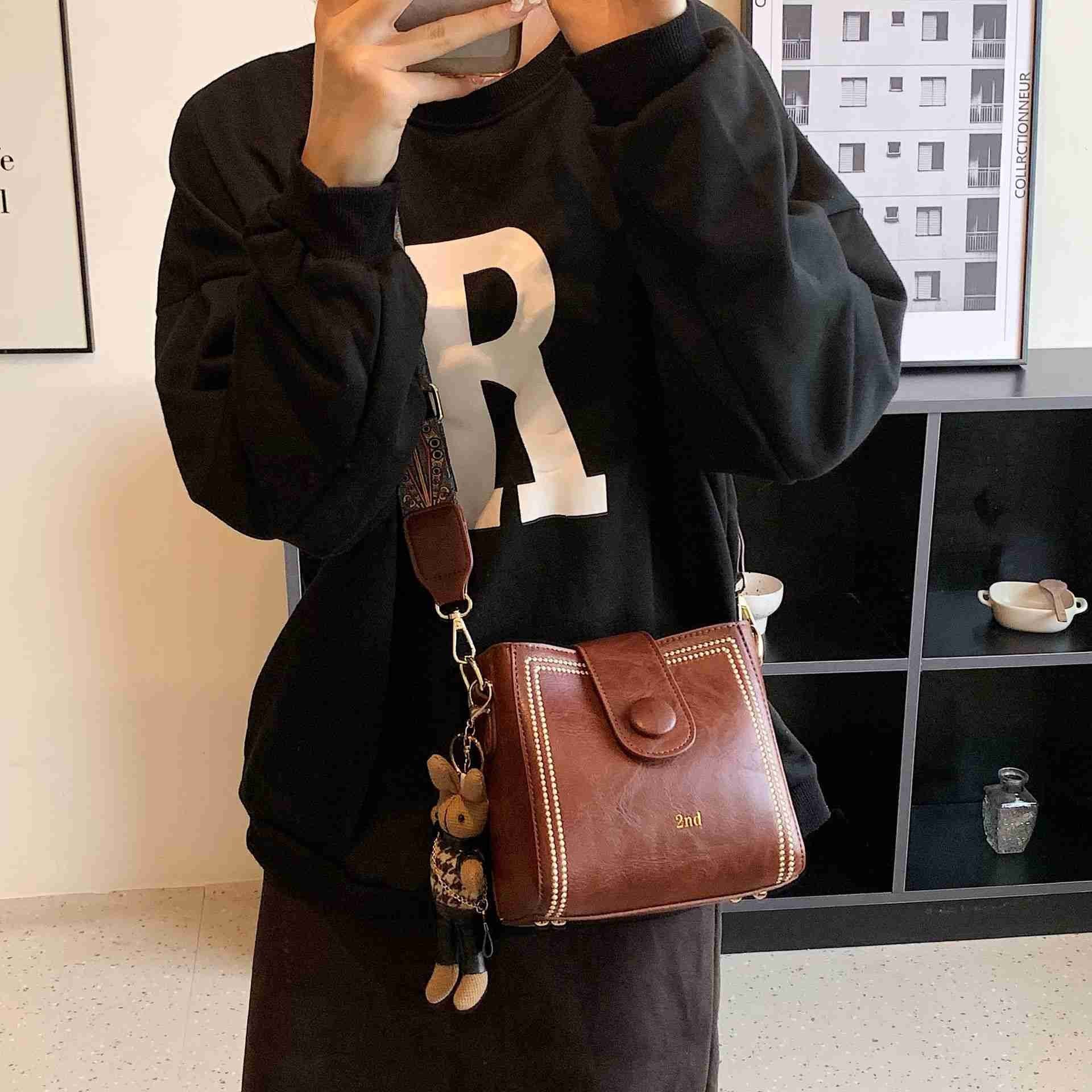 Leather Vintage Fashion Bag with Adjustable Wider Shoulder Strap