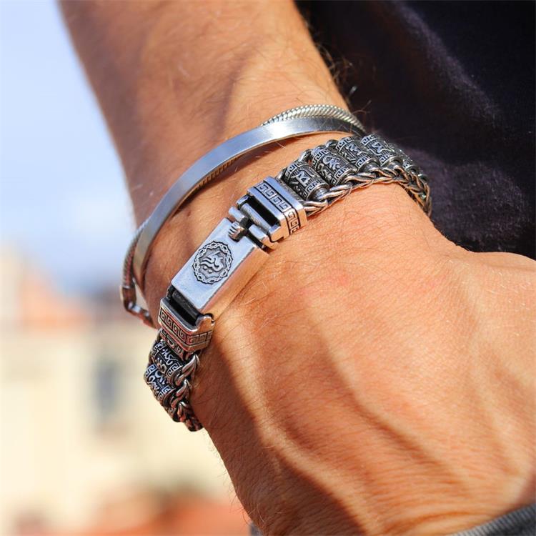 Six Character Truth Prayer Wheel Bracelet – Tibetan-Inspired, 925 Silver Plated & Symbol of Luck