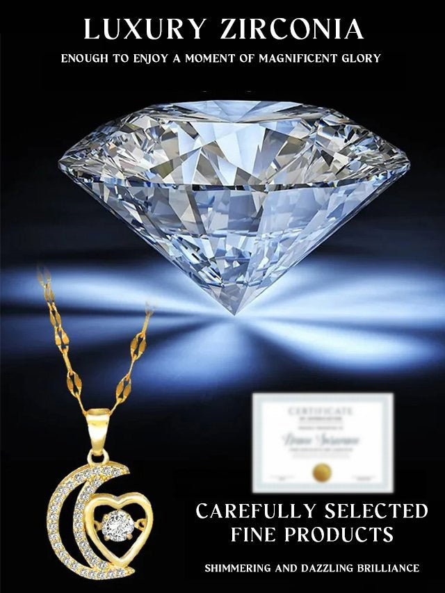 Necklace with an elegant and delicate crescent for women