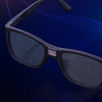 Fashion Polarized Sunglasses with Light-Sensing Tech