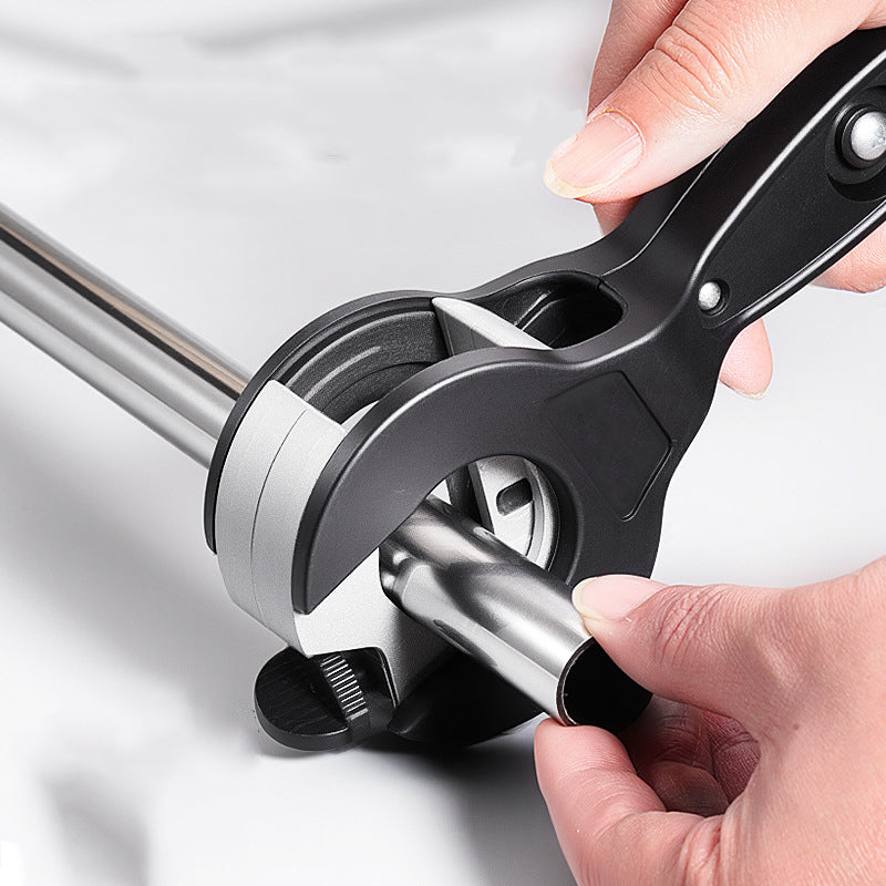 One-Hand Ratchet Pipe Cutter - Ergonomic Design for Precise Cuts on Copper/Plastic/Aluminum