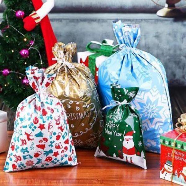 The World’s Best Christmas Gift Bag With Drawstring Suitable for all gifts
