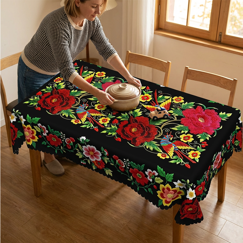 New Year's Special Offer: Mexican Floral Tablecloth with Scalloped Edge